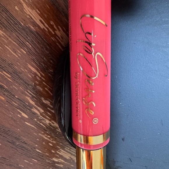 LipSense Party Pink lip color - Picture 2 of 3